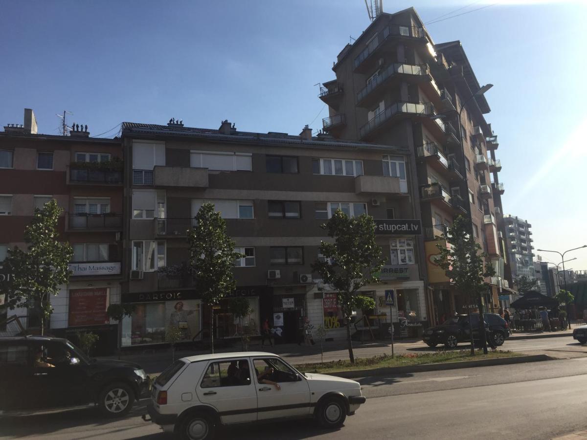 Central Apartment Priștina Exterior foto