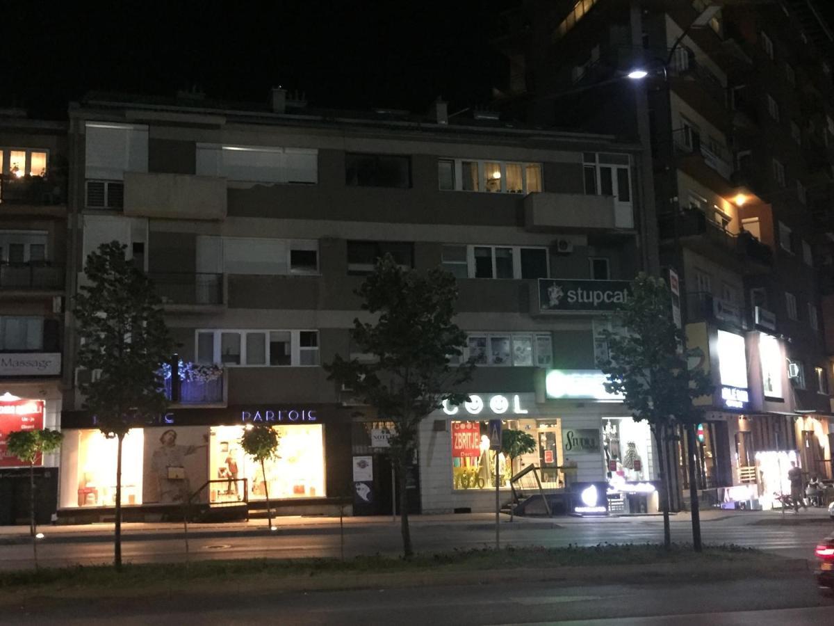 Central Apartment Priștina Exterior foto